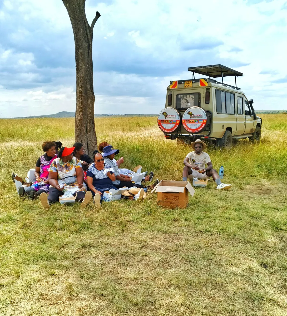 Breakfast in the open plains of the Mara