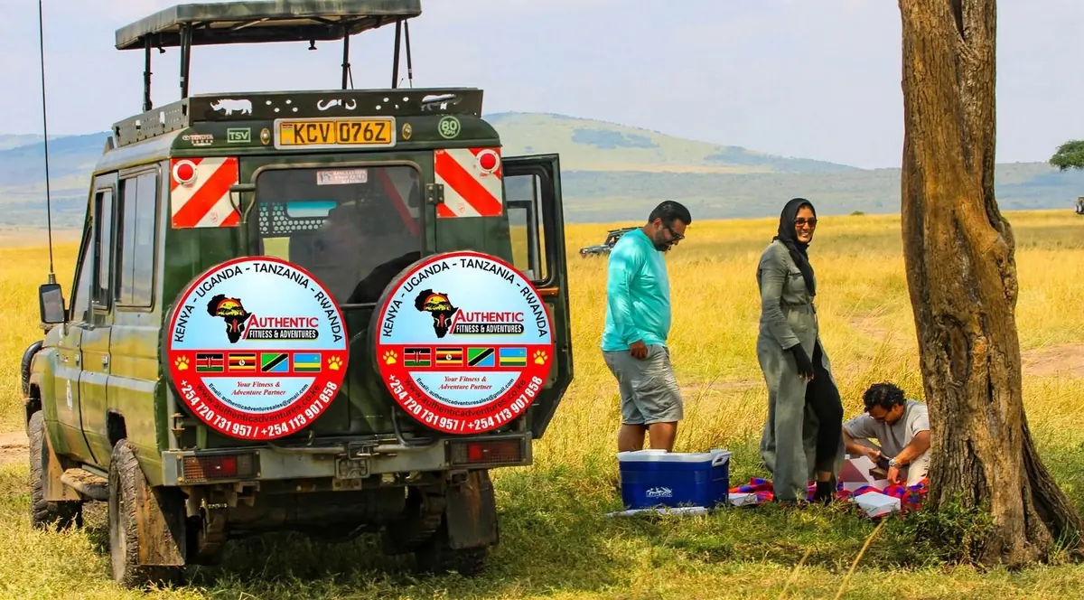 Guests on a Masai Mara game drive